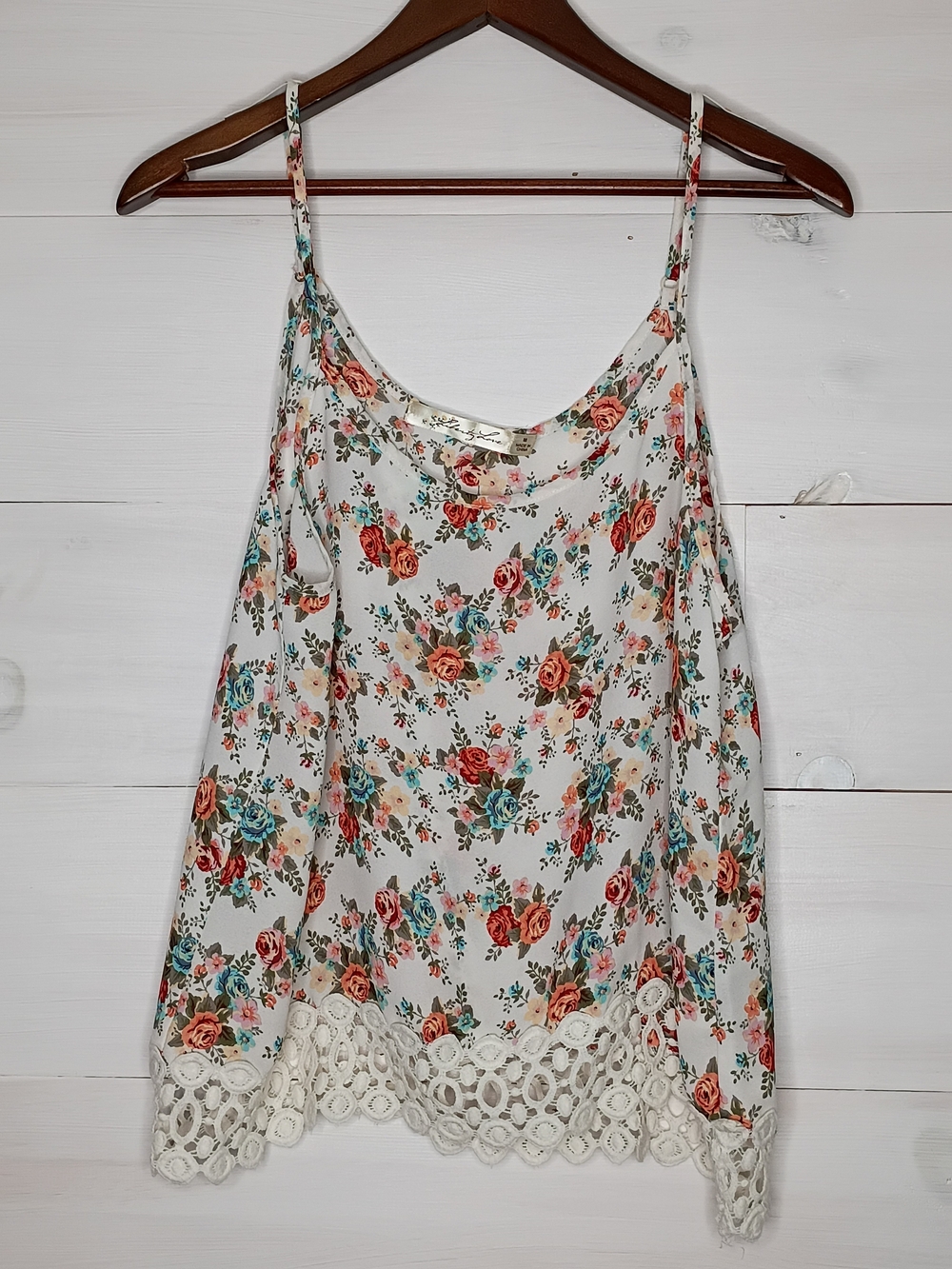 Liberty Love Floral Cami Tank Top with Crochet Lace Trim – Size M